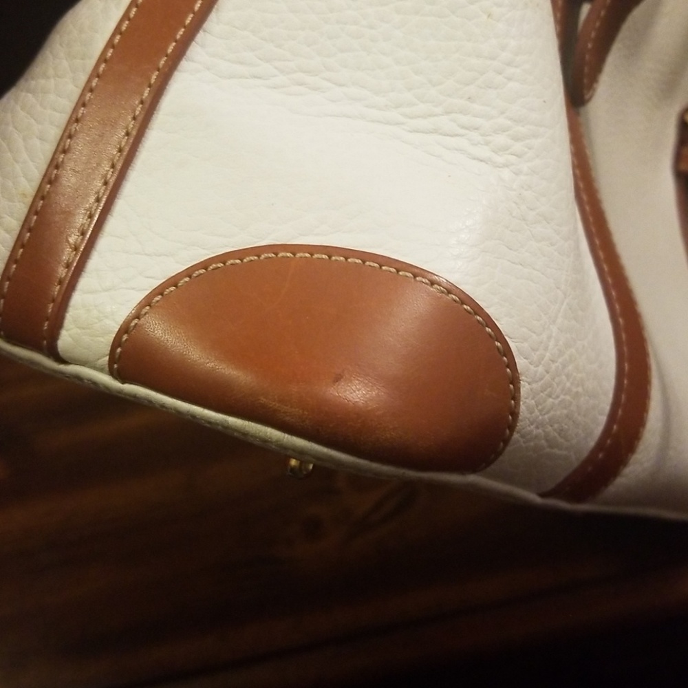 Dooney & Bourke - Picture 7 of 8